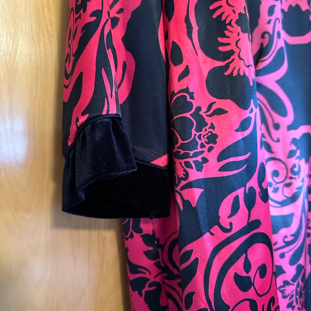 IN BLOOM ROBE - Picture 4 of 5